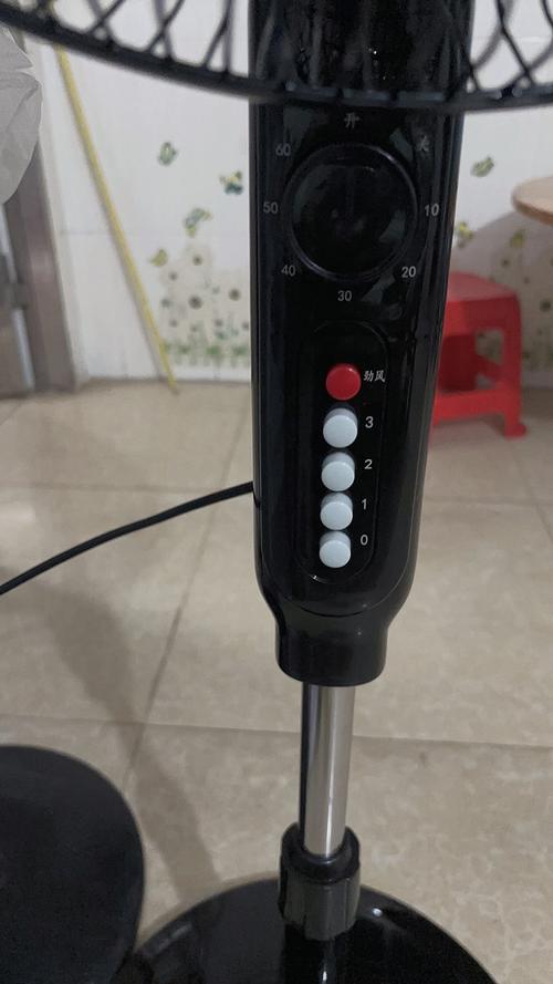 钻石牌风扇怎么开启?-第1张图片-索能光电网 钻石牌风扇怎么开启?-第1张图片-索能光电网