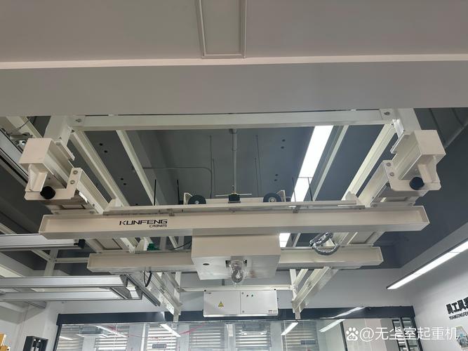 木板吊顶如何安全悬挂机器？-第1张图片-索能光电网