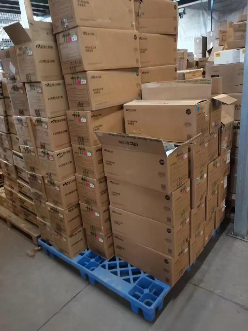 西安灯具批发仓库哪里找？-第1张图片-索能光电网