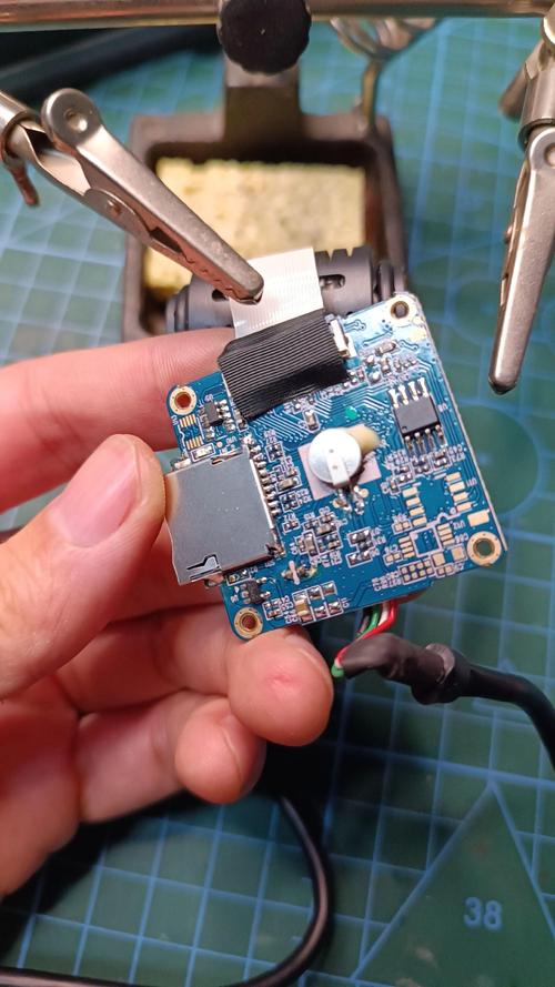 内存电路故障有哪些常见表现？-第1张图片-索能光电网