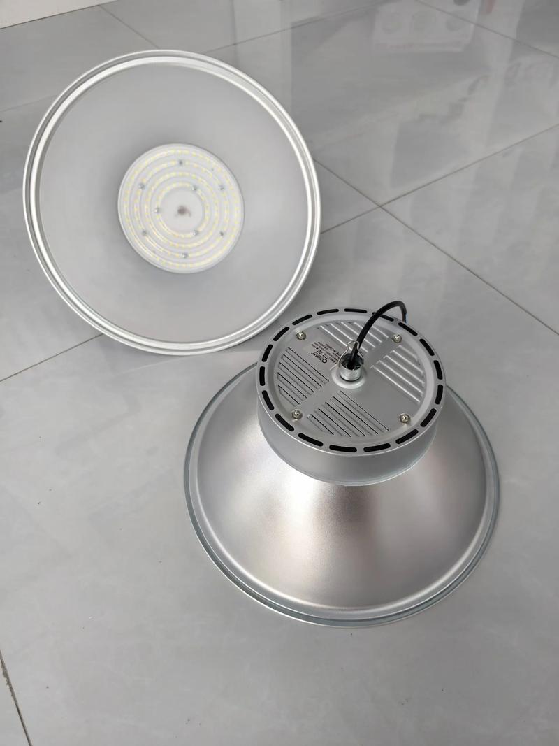 灯具大全批发厂家哪家靠谱？-第3张图片-索能光电网