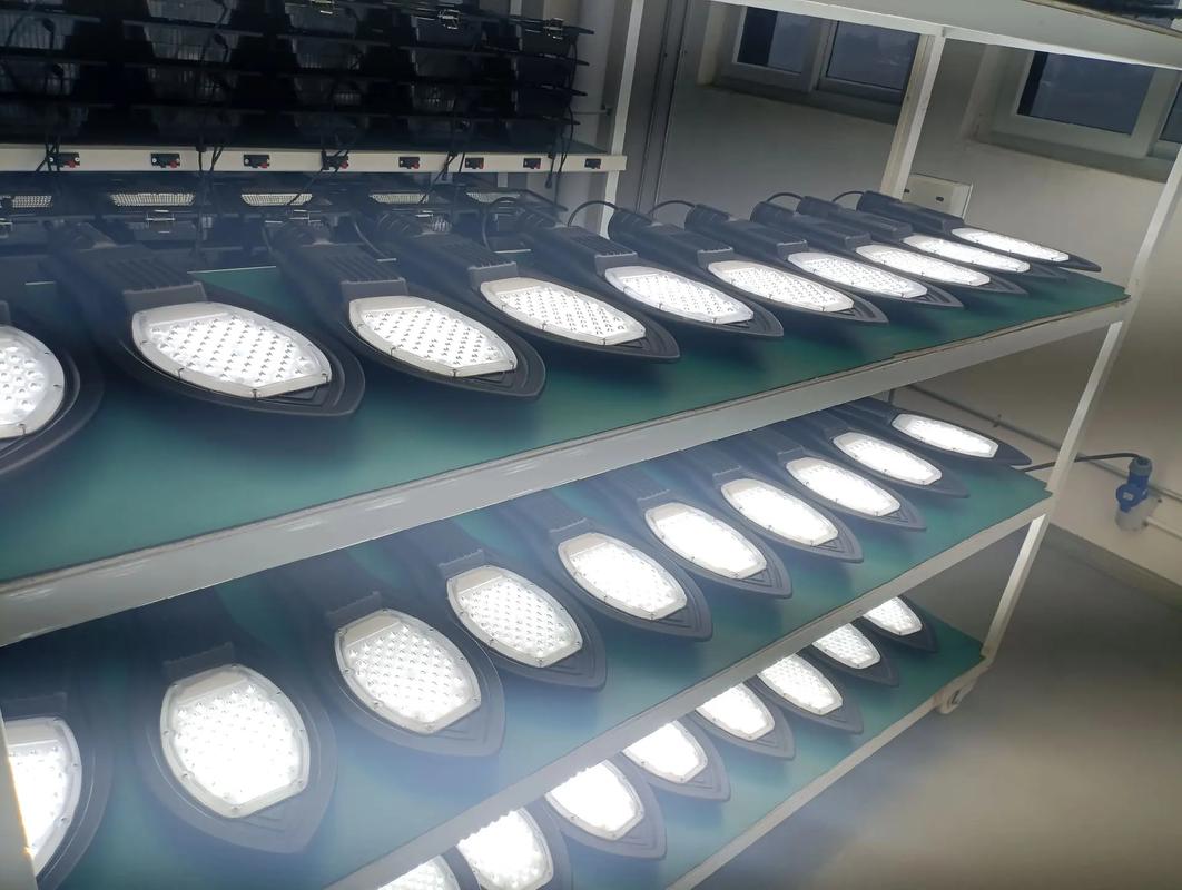 高邮艺术灯具厂有何独特工艺或创新设计？-第1张图片-索能光电网