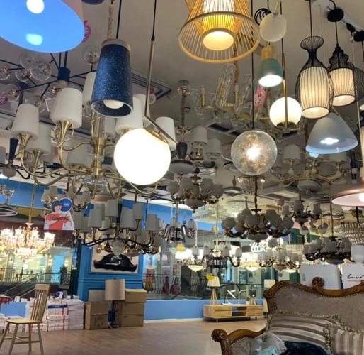 江苏高邮灯具城有何特色或优势？-第1张图片-索能光电网