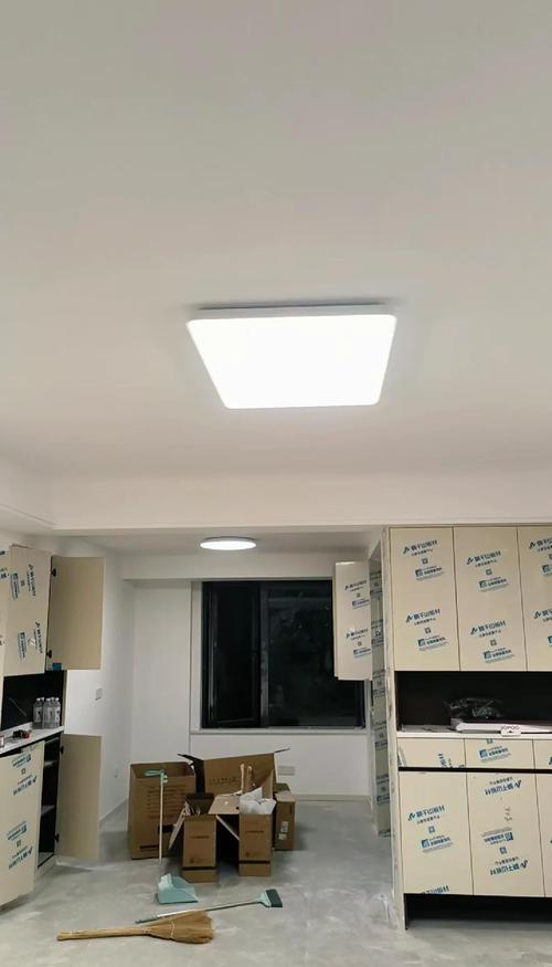 石家庄灯具安装，如何找靠谱师傅？-第1张图片-索能光电网