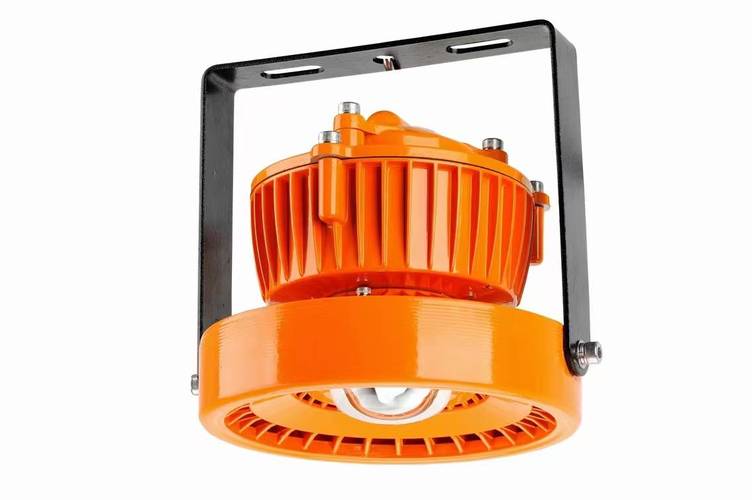 LED工矿灯具选型，如何兼顾高光效与长寿命？-第3张图片-索能光电网