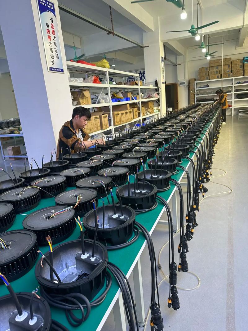 生产灯具的厂家-第1张图片-索能光电网