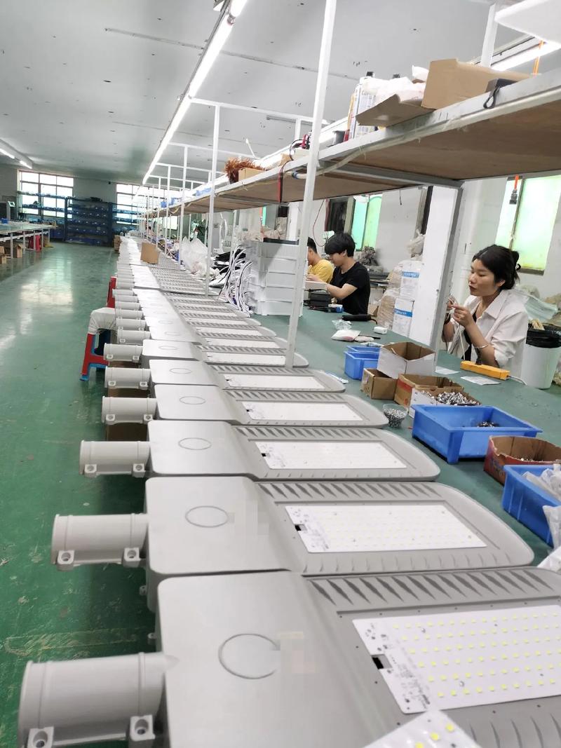 生产灯具的厂家-第2张图片-索能光电网