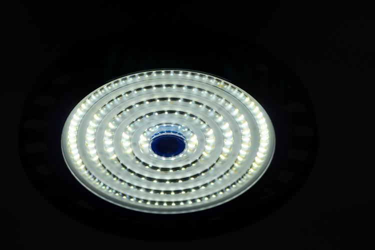 LED照明灯具如何选才省电又耐用？-第1张图片-索能光电网