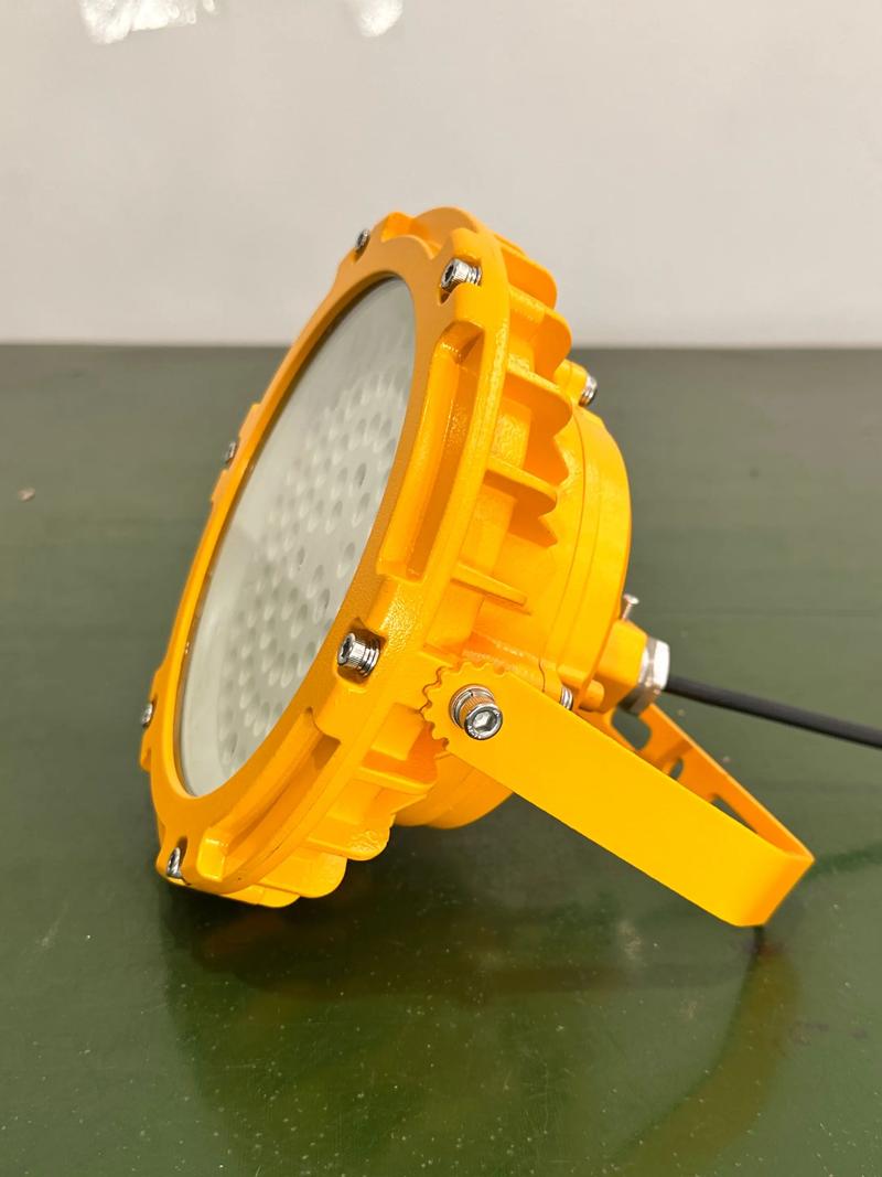 防爆泛光灯具-第1张图片-索能光电网