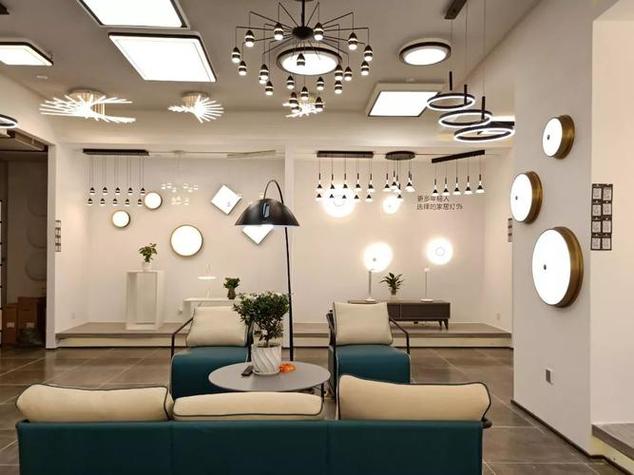 青岛灯具店哪家好？-第1张图片-索能光电网