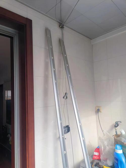 中山市手摇衣架坏了怎么修？-第3张图片-索能光电网