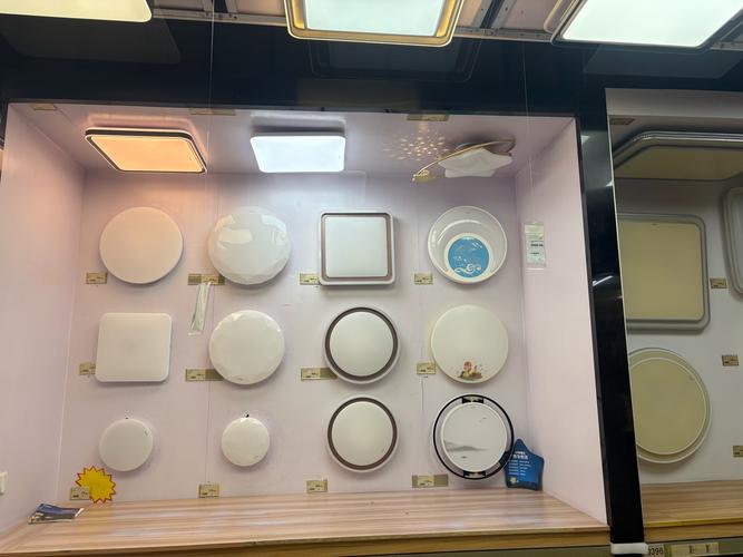 飞利浦灯具怎么选?哪款更值得买?-第1张图片-索能光电网 飞利浦灯具怎么选?哪款更值得买?-第1张图片-索能光电网