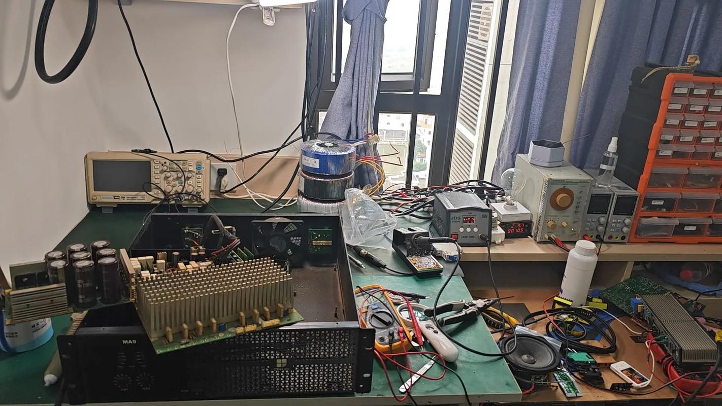 扩音机维修视频，如何快速解决常见故障？-第2张图片-索能光电网
