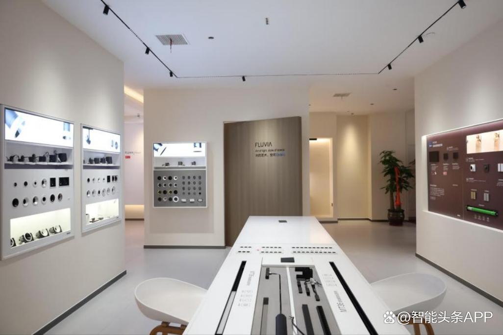 上海灯具店哪家好?怎么选合适灯具?-第1张图片-索能光电网 上海灯具店哪家好?怎么选合适灯具?-第1张图片-索能光电网