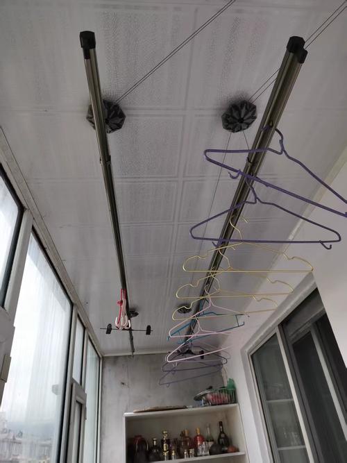 升降晾衣杆倾斜怎么修？-第1张图片-索能光电网