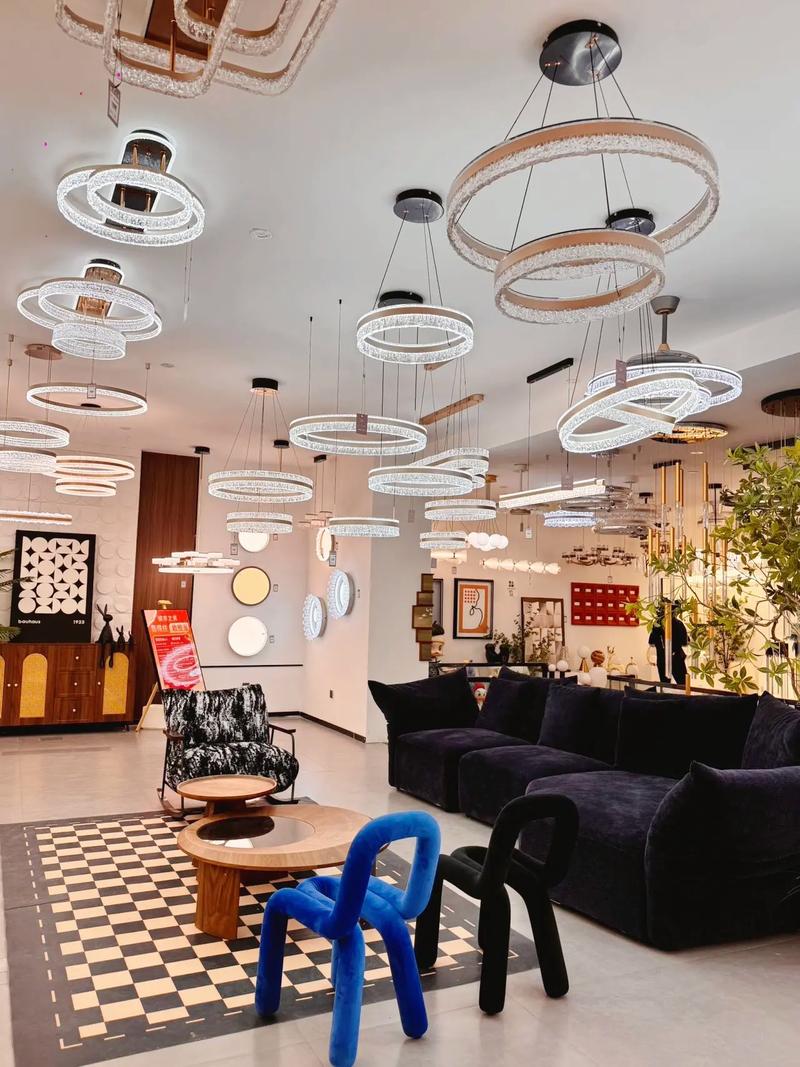 临沂灯具城怎么样？有什么特色灯具？-第3张图片-索能光电网