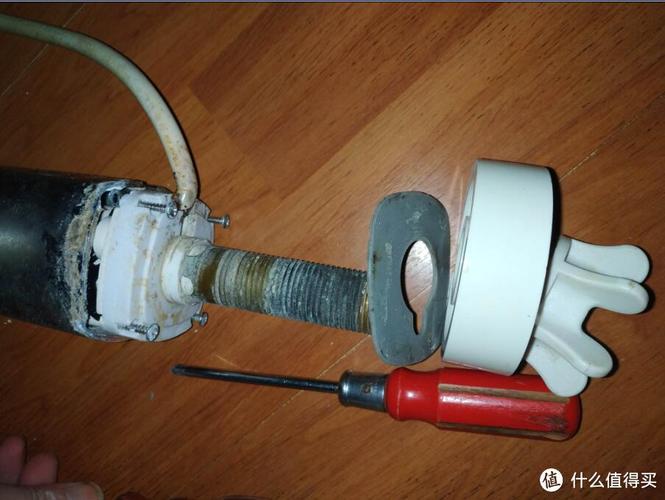 电热水龙头坏了，师傅怎么修？-第3张图片-索能光电网