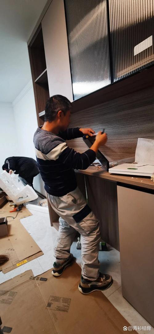 万师傅安装家具怎么样？-第2张图片-索能光电网