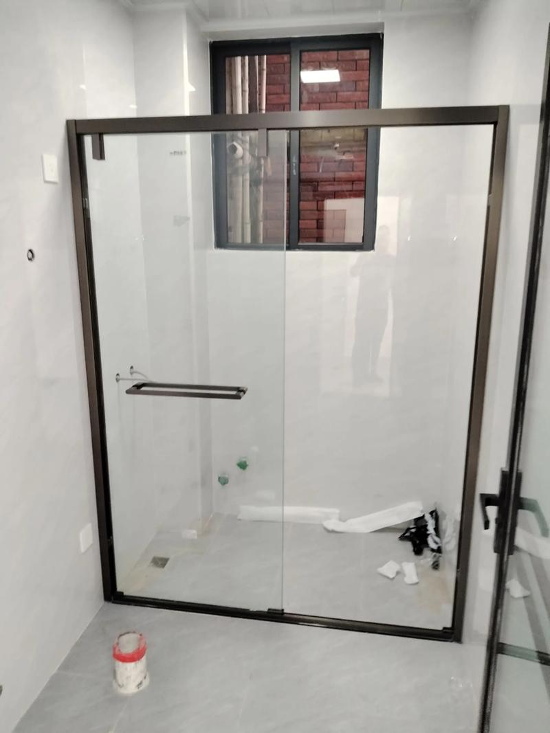 淋浴隔断底座安装步骤是怎样的？-第2张图片-索能光电网