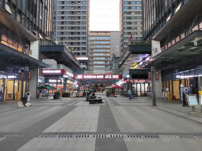 成都万和中心电话是多少？-第1张图片-索能光电网