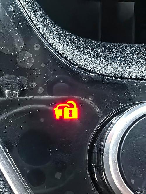 三菱空调故障灯闪烁-第1张图片-索能光电网