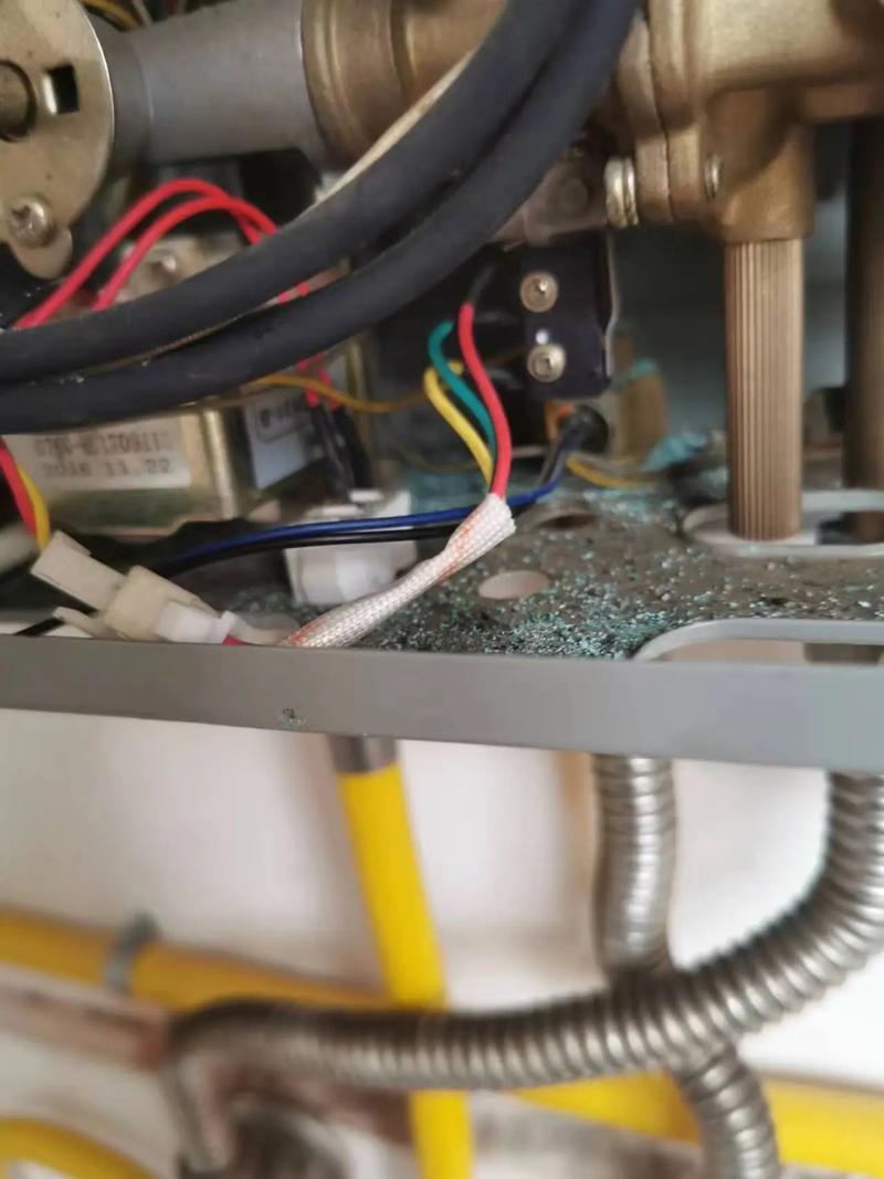 肇庆热水器故障维修-第1张图片-索能光电网