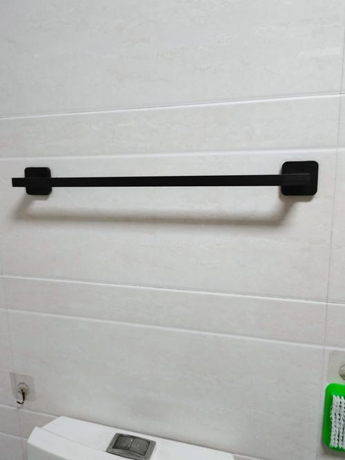 浴室杆怎么固定-第2张图片-索能光电网