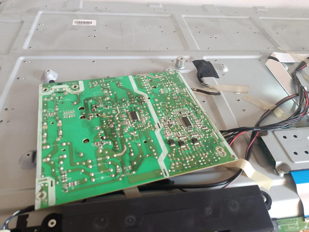 创维电视P37故障-第1张图片-索能光电网