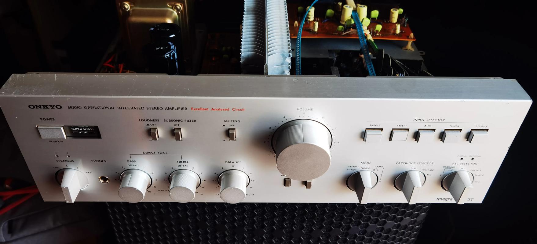 安桥功放828故障-第1张图片-索能光电网