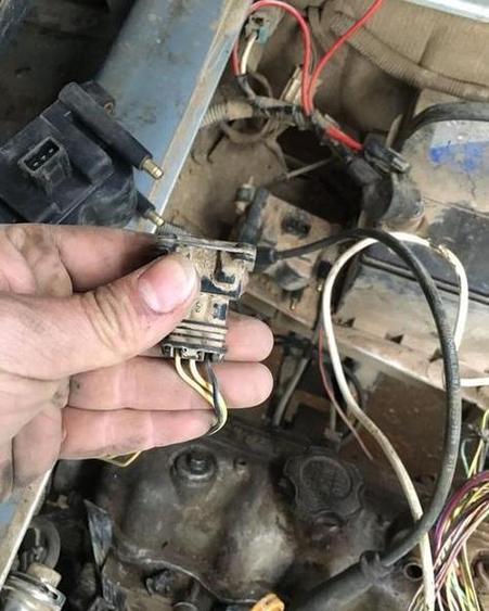 汽车高压包故障有哪些表现？-第1张图片-索能光电网