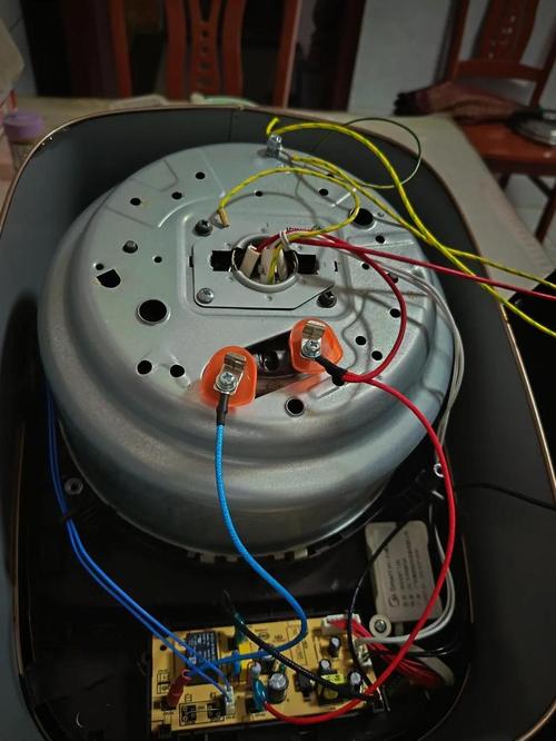 洛贝电饭煲故障了该怎么修？-第2张图片-索能光电网