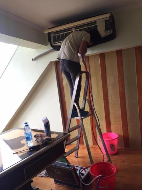 惠而浦空调故障了该怎么修？-第1张图片-索能光电网