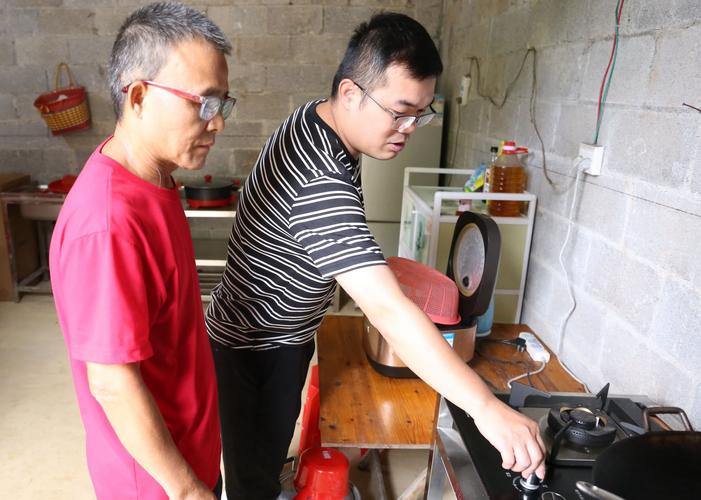 南宁燃气灶维修电话是多少？-第1张图片-索能光电网