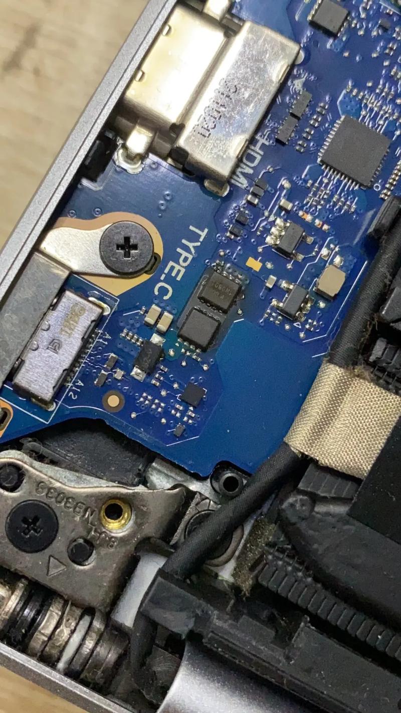 笔记本主板故障维修如何快速判断与解决？-第1张图片-索能光电网