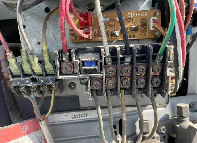 大金空调显示E6故障怎么办？-第3张图片-索能光电网