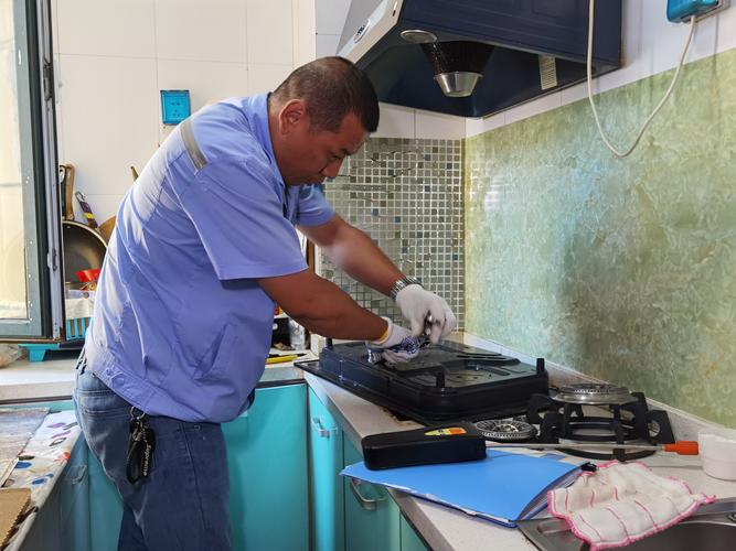 呼和浩特修煤气灶电话多少？-第2张图片-索能光电网