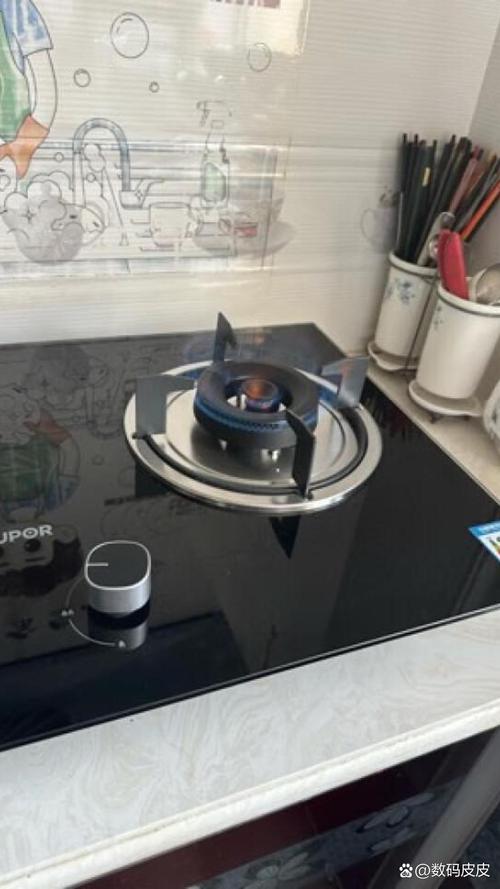 苏泊尔燃气灶安装电话是多少？-第3张图片-索能光电网