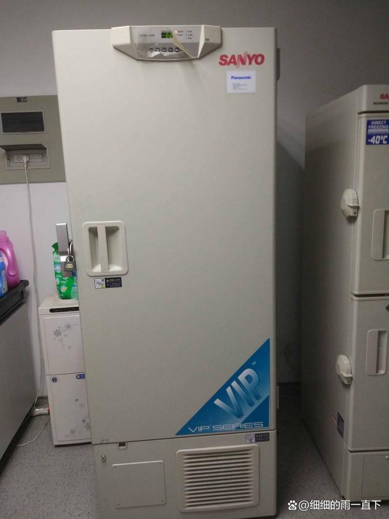 松下冰箱维修点电话是多少？-第1张图片-索能光电网