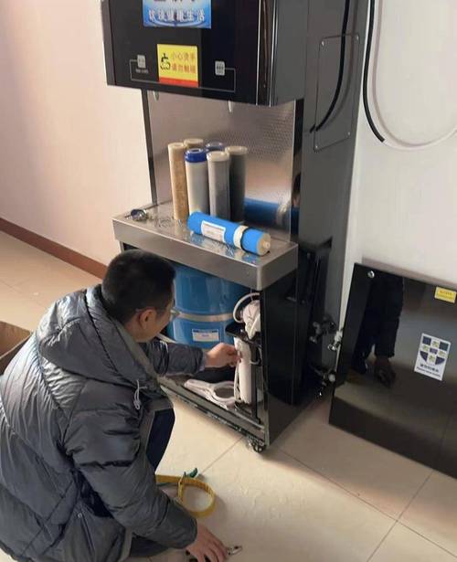 小天鹅饮水机维修电话-第1张图片-索能光电网