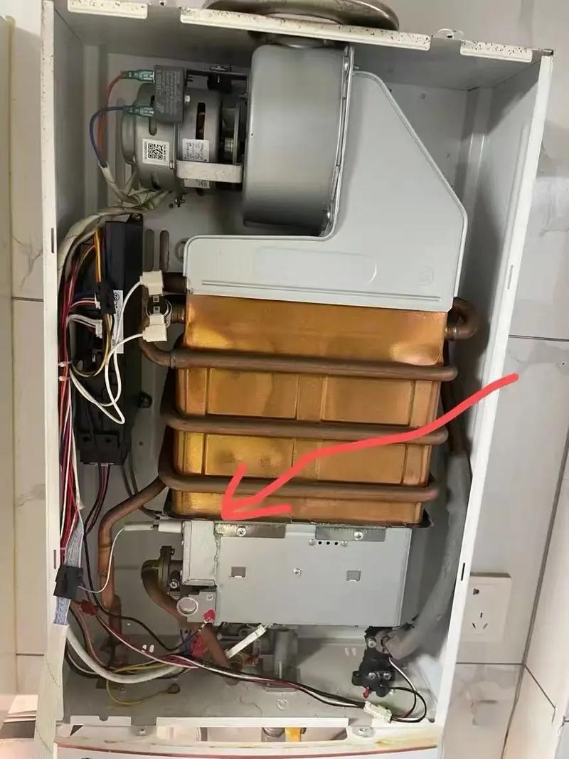 热水器拆装电话拆装热水器该打哪个电话？费用到底贵不贵？-第3张图片-索能光电网