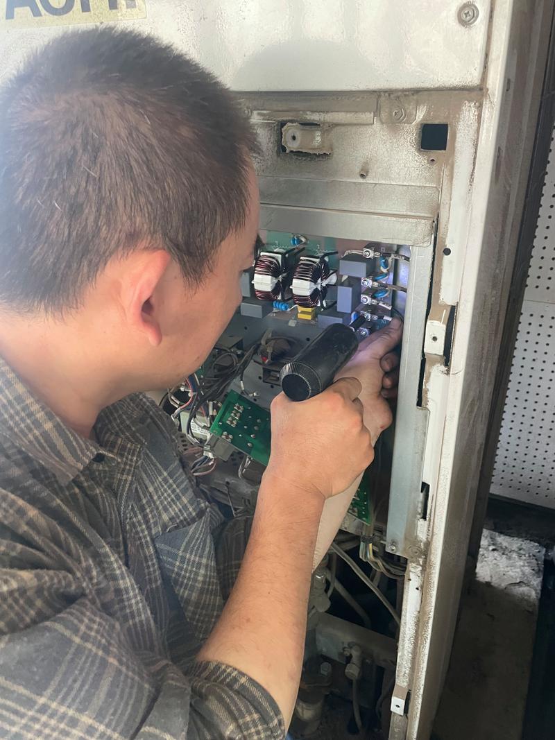 春兰空调公司客服电话是多少？-第1张图片-索能光电网