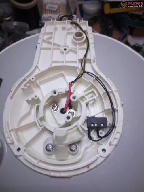 苏泊尔电压力锅维修电话是多少？-第2张图片-索能光电网