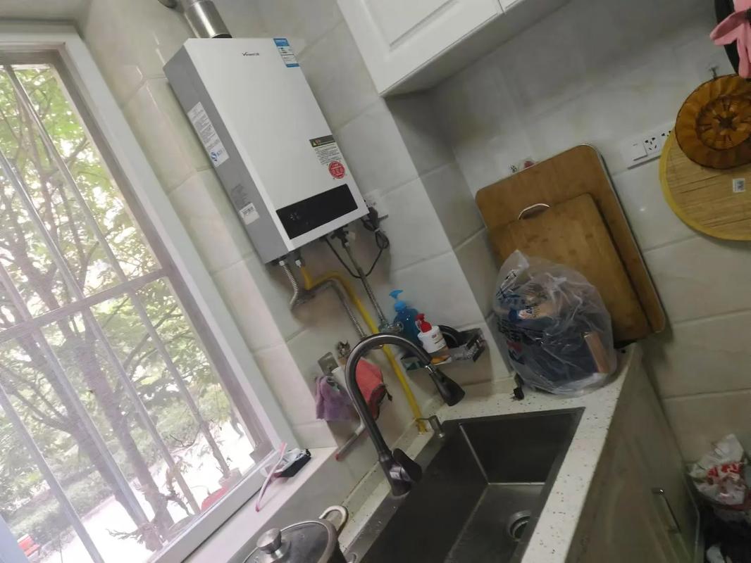 红日热水器售后电话是多少?-第2张图片-索能光电网 红日热水器售后电话是多少?-第2张图片-索能光电网