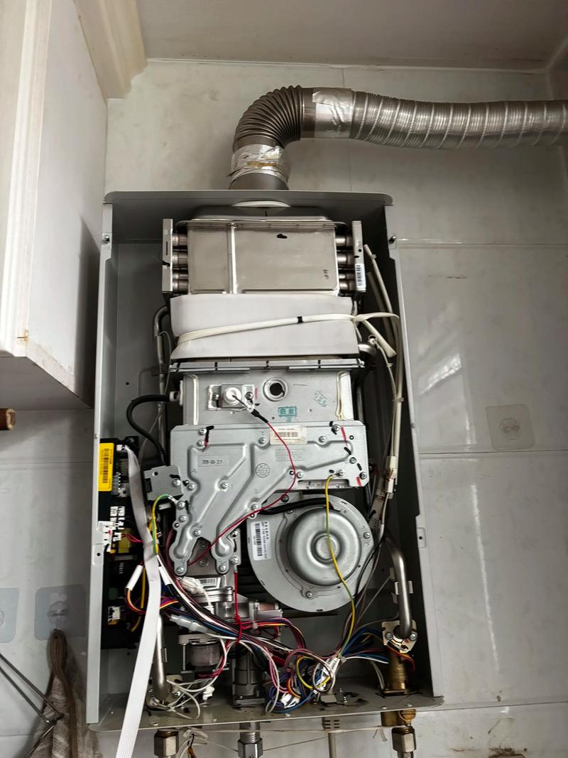 燃气热水器安装电话多少？-第1张图片-索能光电网