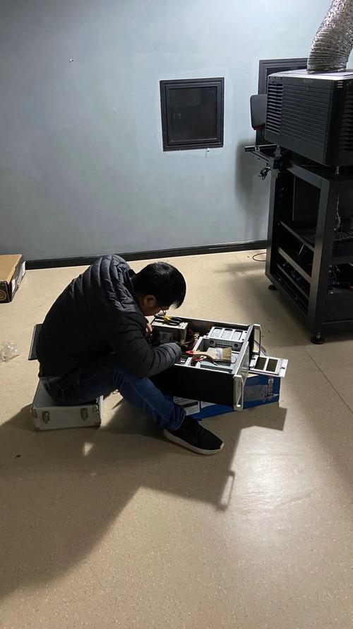 服务器维修电话是多少？-第3张图片-索能光电网